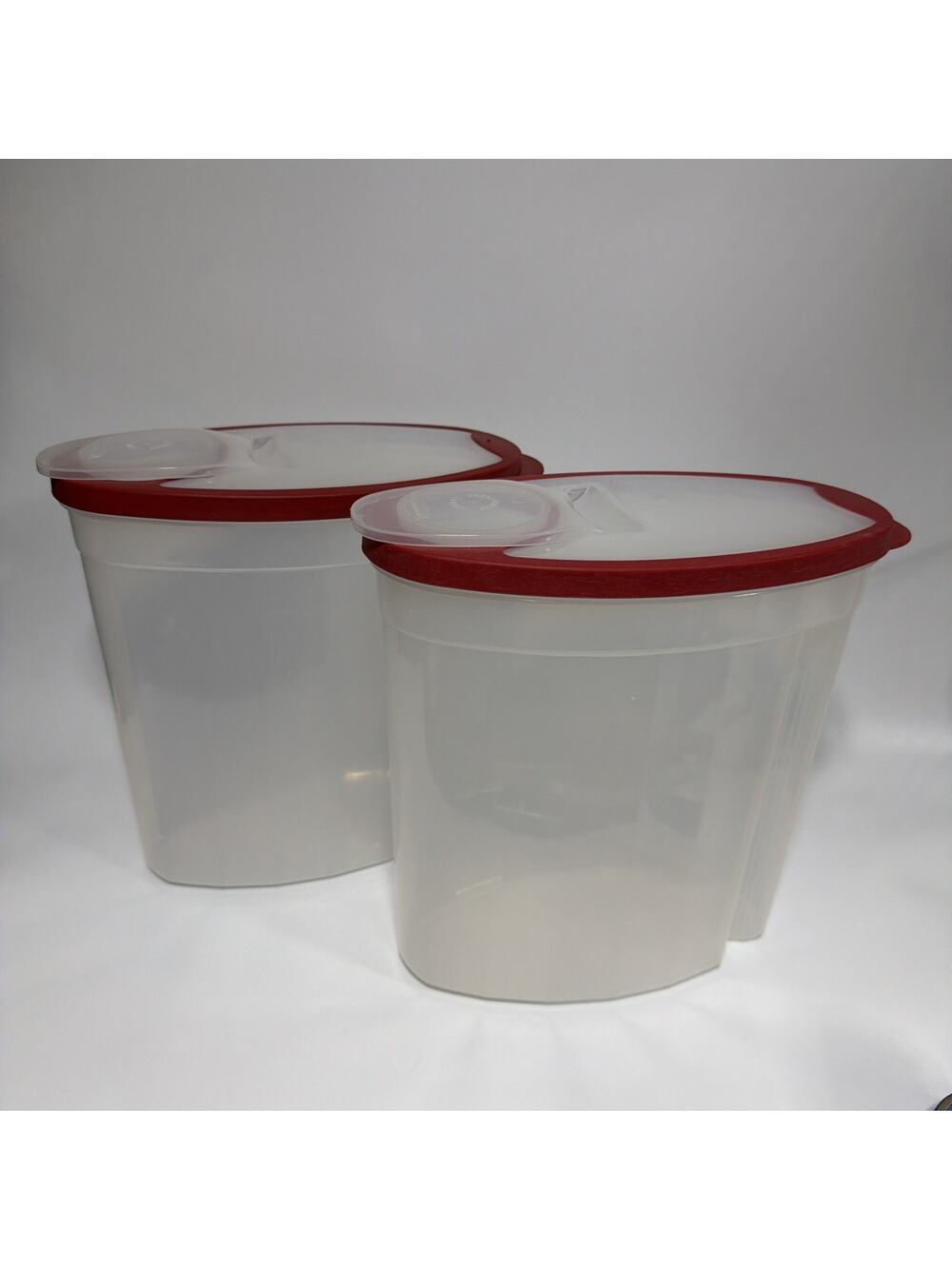 Set 2 Rubbermaid Flex and Seal Cereal Keeper 1.5 Gallon With Red Lids Storage